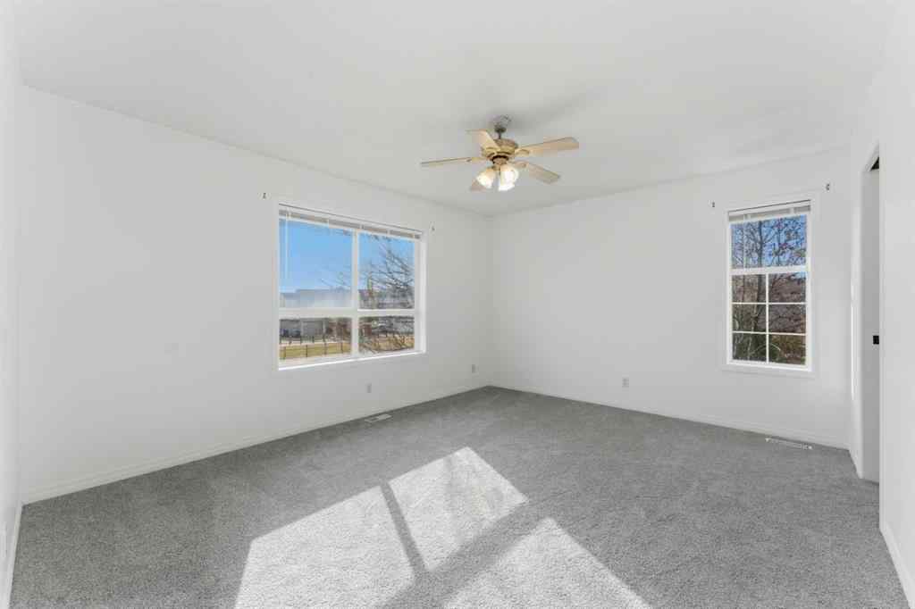 MLS® A2267389 - Unit #118 55 Fairways Drive NW in Fairways Airdrie, Residential