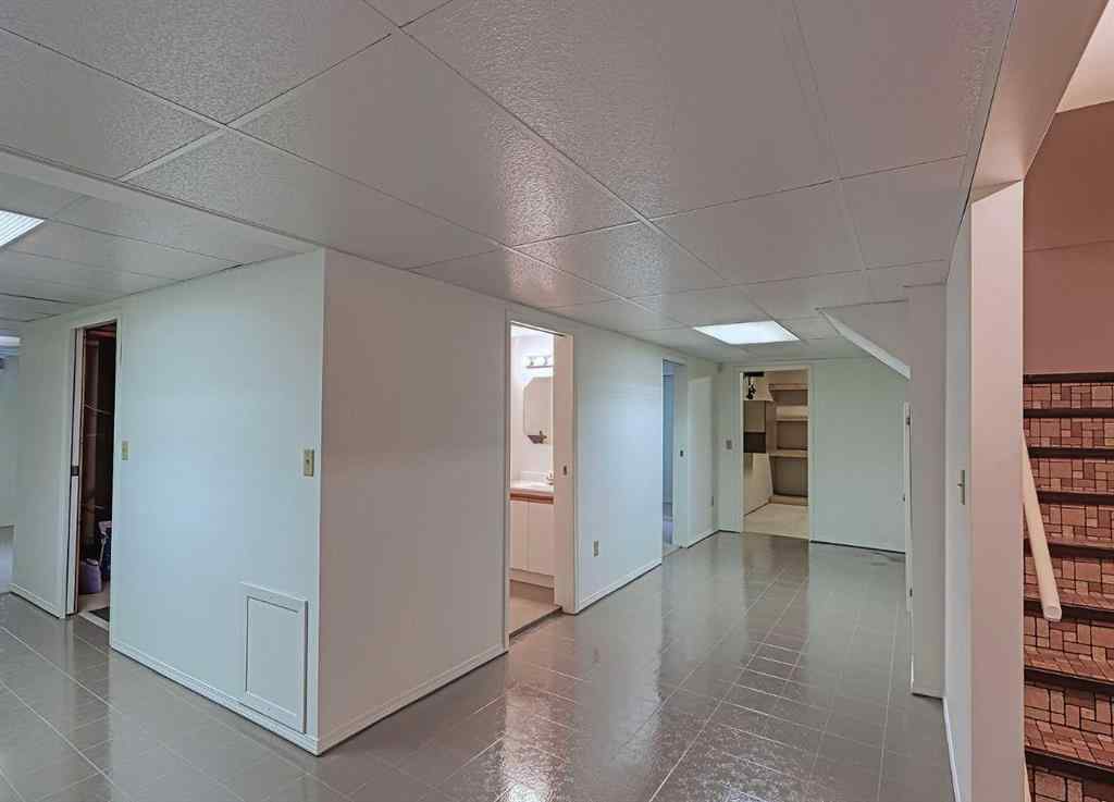 MLS® A2267390 - 21 Welch Crescent  in Downey Ridge Okotoks, Residential