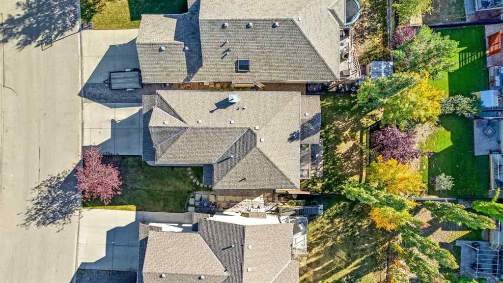 MLS® A2267391 - 155 Sunset Close  in Sunset Ridge Cochrane, Residential