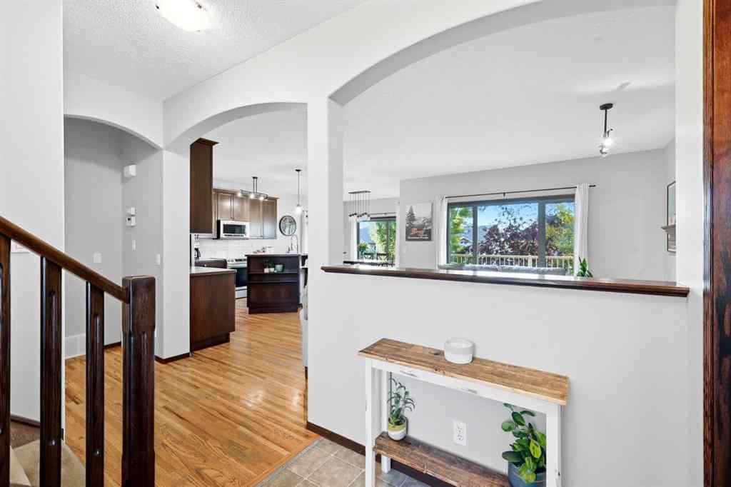 MLS® A2267391 - 155 Sunset Close  in Sunset Ridge Cochrane, Residential