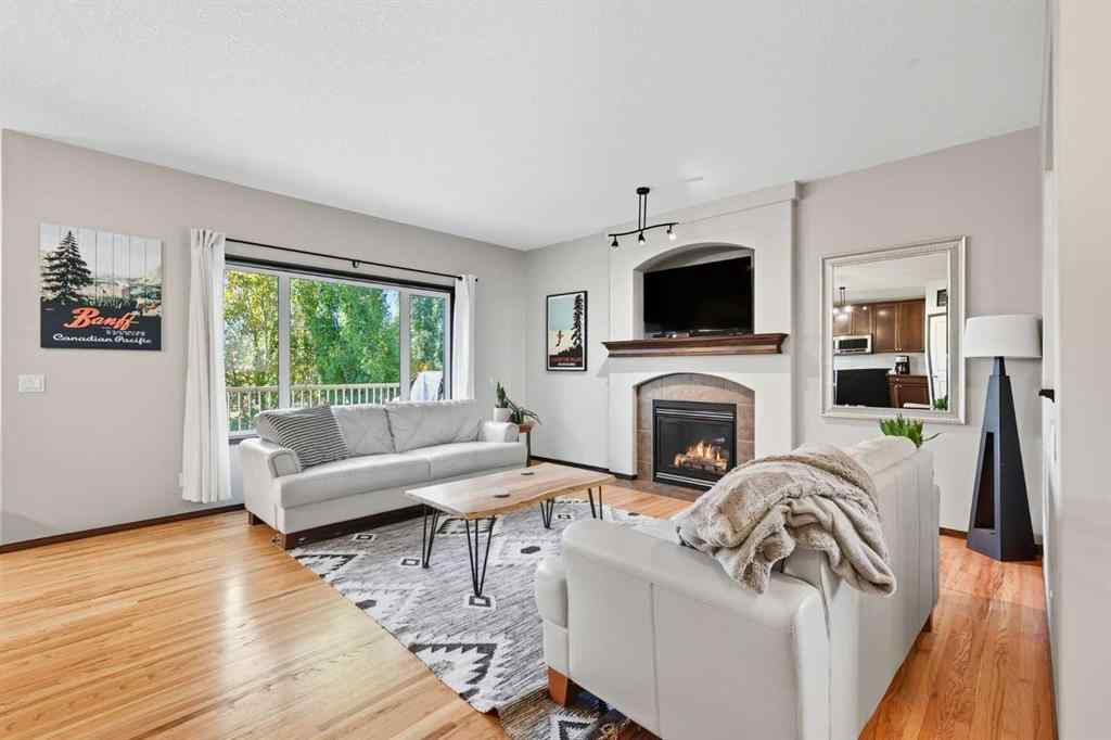 MLS® A2267391 - 155 Sunset Close  in Sunset Ridge Cochrane, Residential