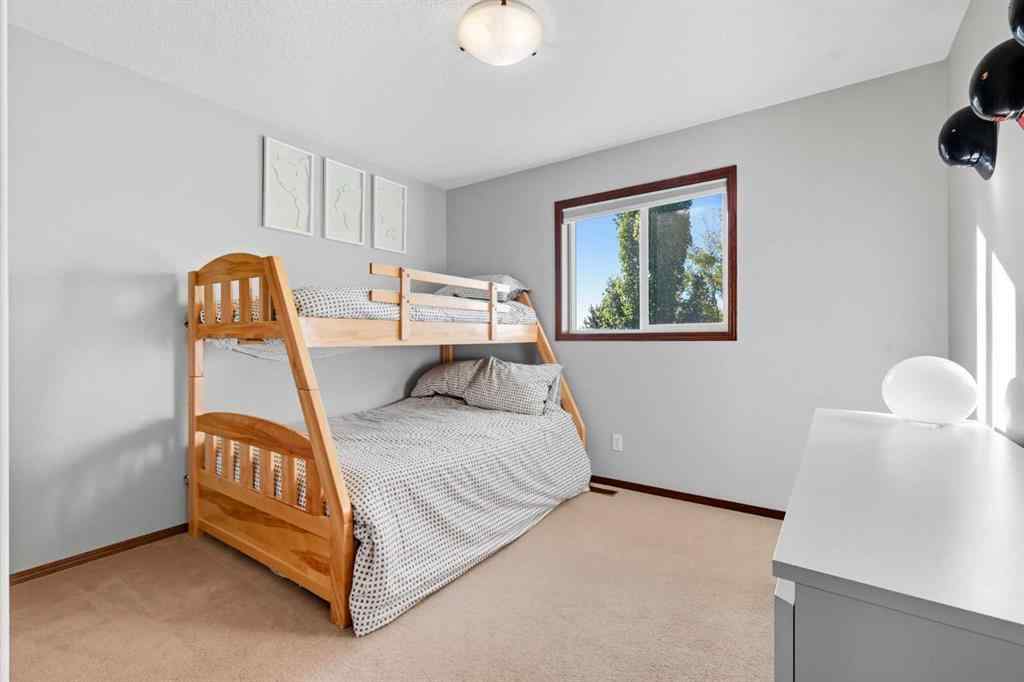 MLS® A2267391 - 155 Sunset Close  in Sunset Ridge Cochrane, Residential