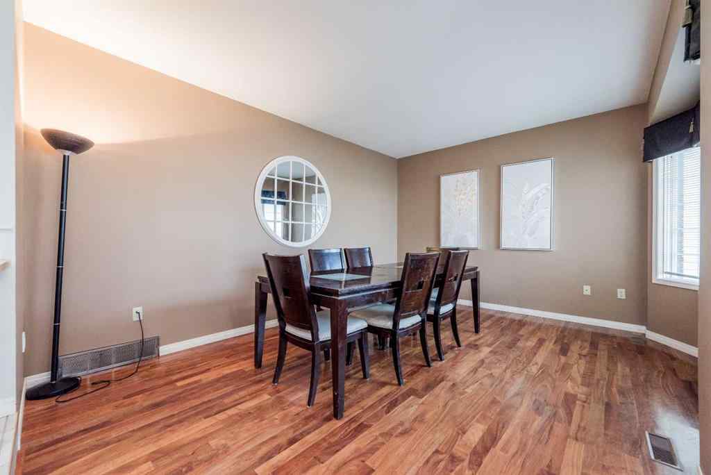 MLS® A2267392 - 9321 63 Avenue  in Country Club Estates Grande Prairie, Residential