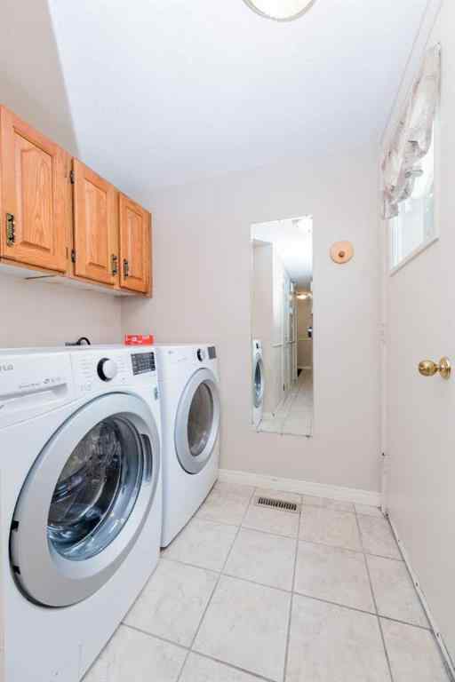 MLS® A2267392 - 9321 63 Avenue  in Country Club Estates Grande Prairie, Residential