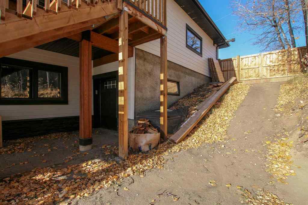 MLS® A2267394 - 825 Sunhaven Way  in NONE Sunbreaker Cove, Residential