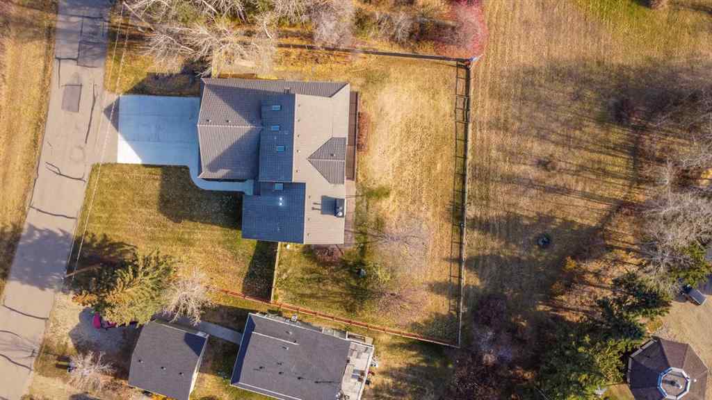 MLS® A2267394 - 825 Sunhaven Way  in NONE Sunbreaker Cove, Residential