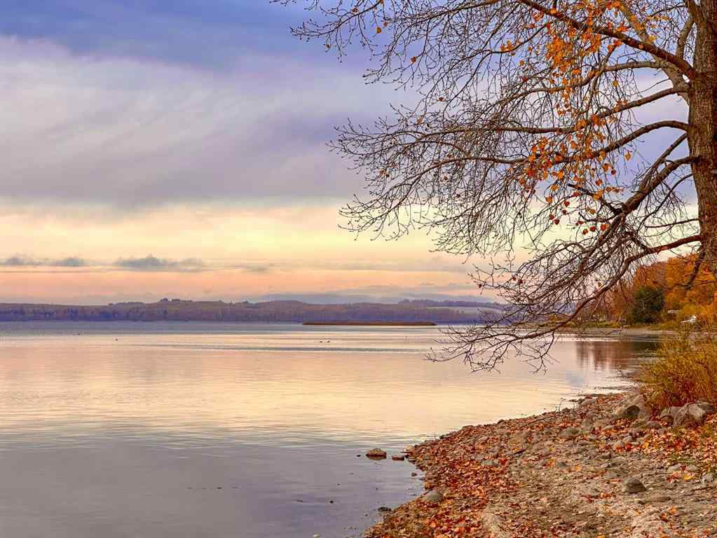 MLS® A2267394 - 825 Sunhaven Way  in NONE Sunbreaker Cove, Residential