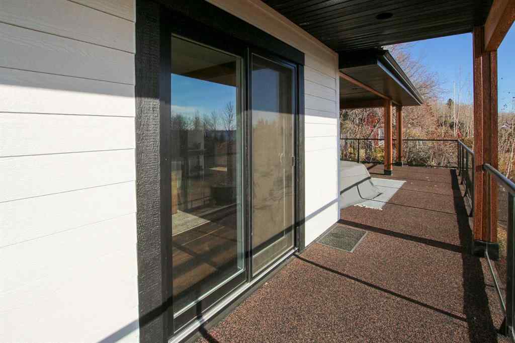 MLS® A2267394 - 825 Sunhaven Way  in NONE Sunbreaker Cove, Residential