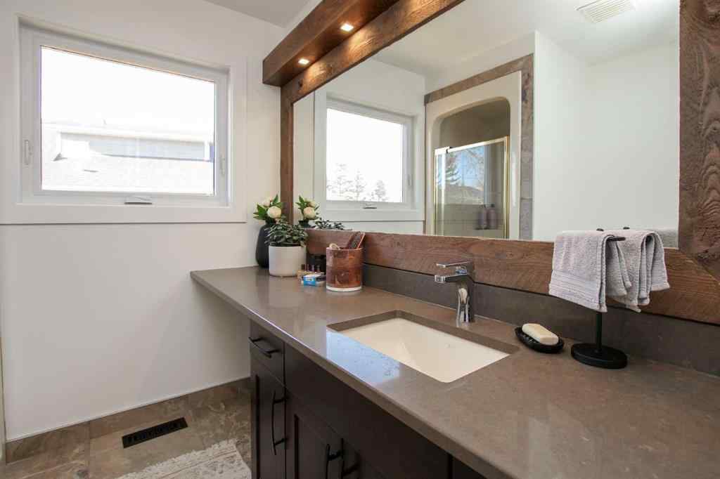 MLS® A2267394 - 825 Sunhaven Way  in NONE Sunbreaker Cove, Residential