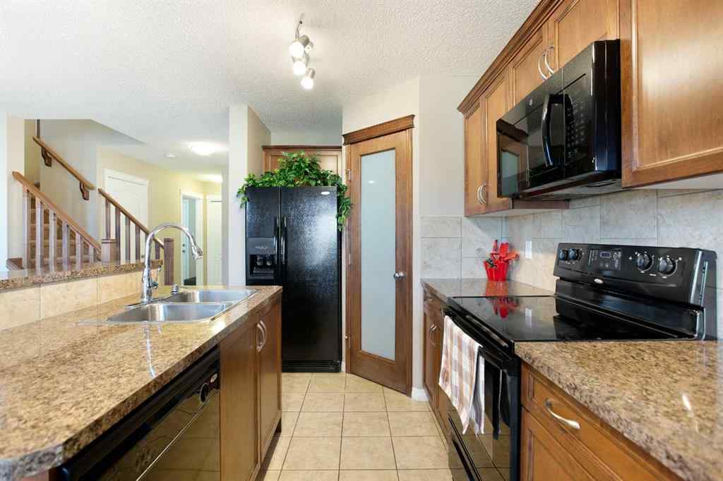 MLS® A2267395 - 28 Kinlea Link NW in Kincora Calgary, Residential