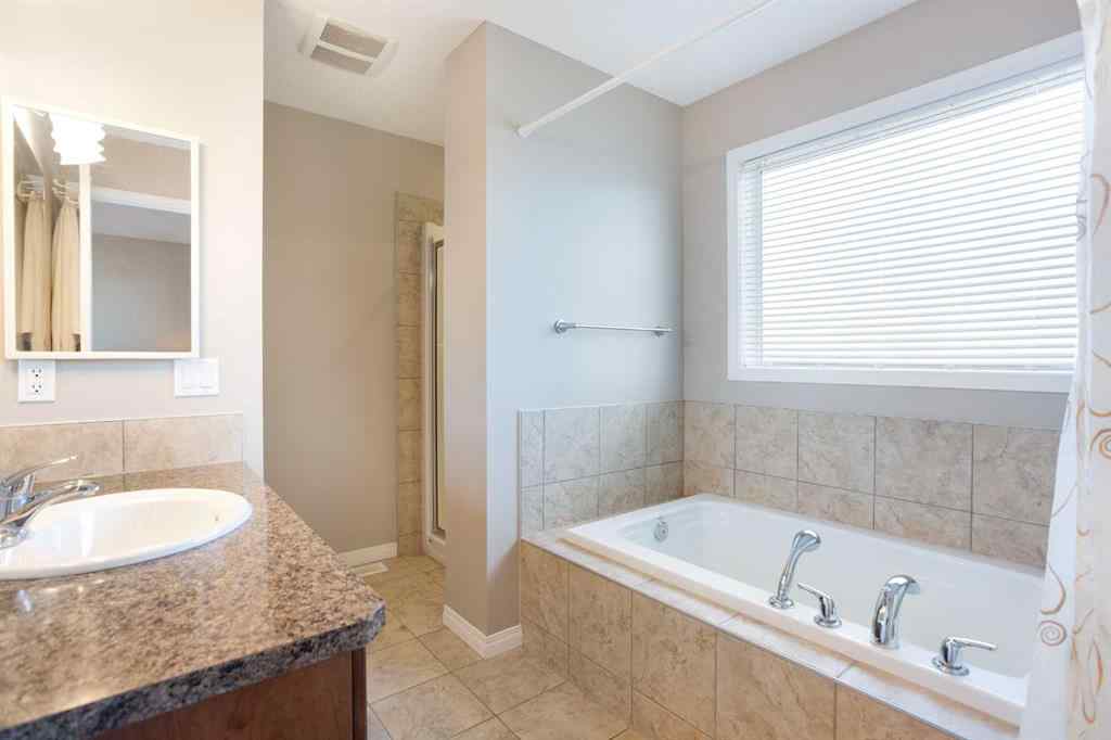 MLS® A2267395 - 28 Kinlea Link NW in Kincora Calgary, Residential