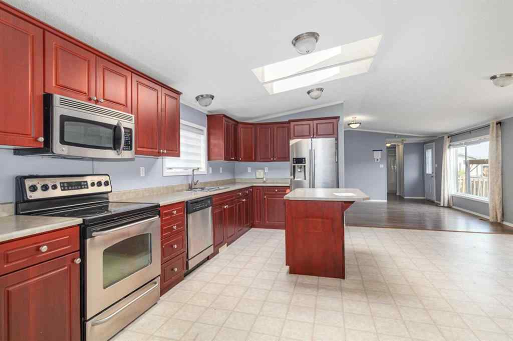 MLS® A2267396 - 305 Ash Way  in Timberlea Fort McMurray, Residential