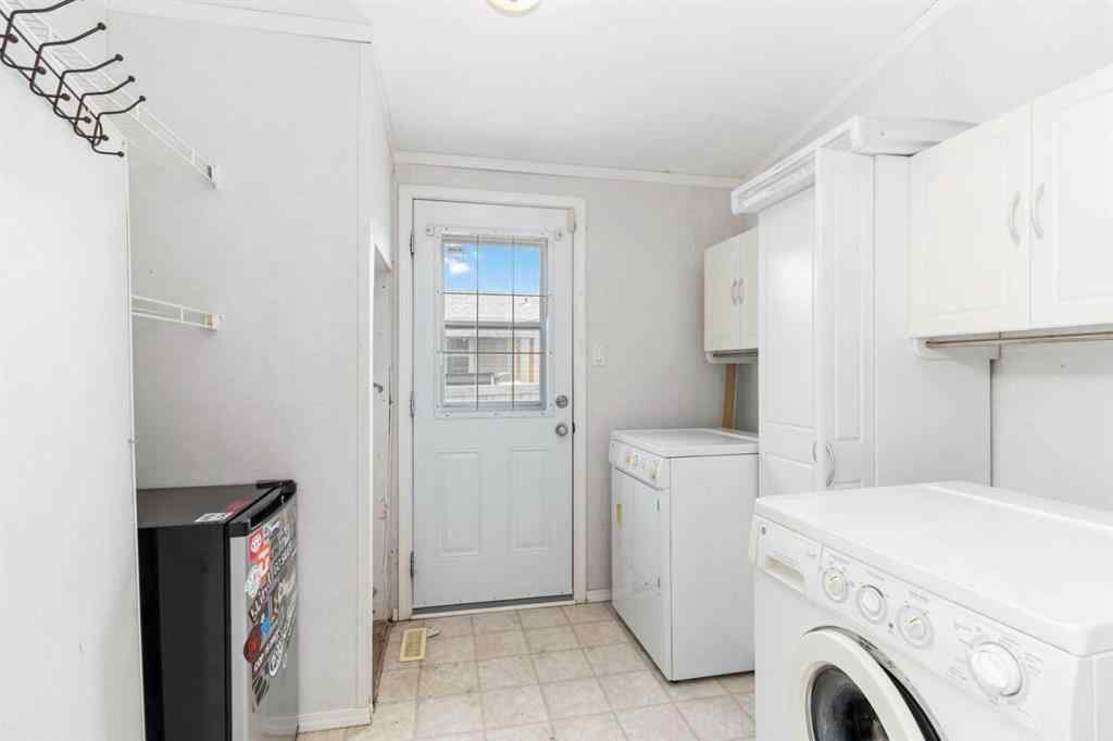 MLS® A2267396 - 305 Ash Way  in Timberlea Fort McMurray, Residential