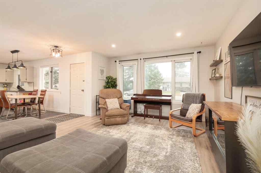 MLS® A2267397 - 2132 24 Avenue  in NONE Coaldale, Residential