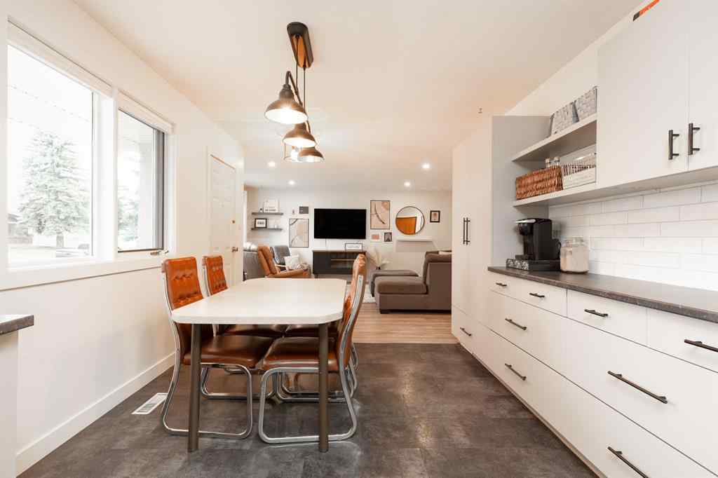 MLS® A2267397 - 2132 24 Avenue  in NONE Coaldale, Residential