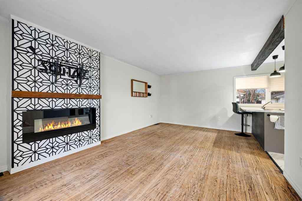 MLS® A2267398 - 4816 47 Street  in Central Business District Lloydminster, Residential