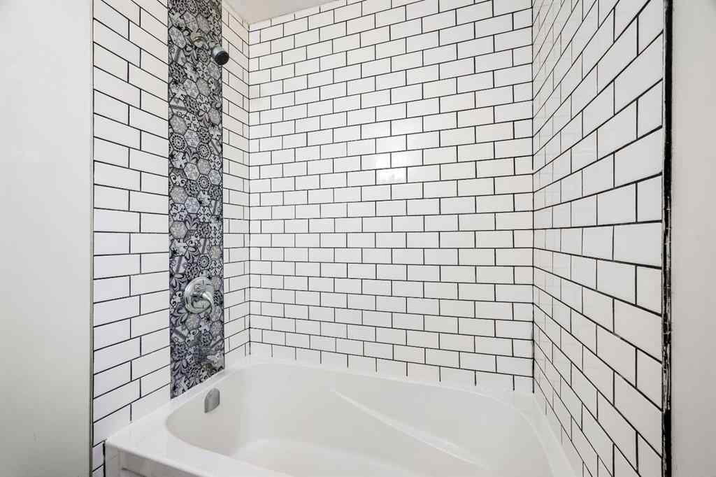 MLS® A2267398 - 4816 47 Street  in Central Business District Lloydminster, Residential