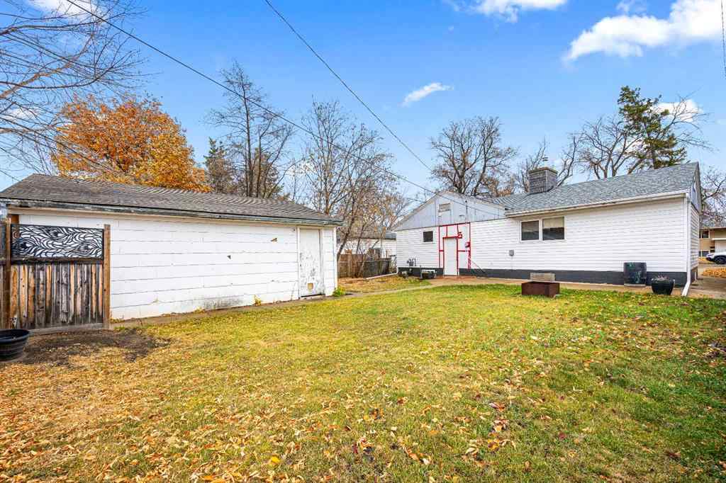 MLS® A2267398 - 4816 47 Street  in Central Business District Lloydminster, Residential