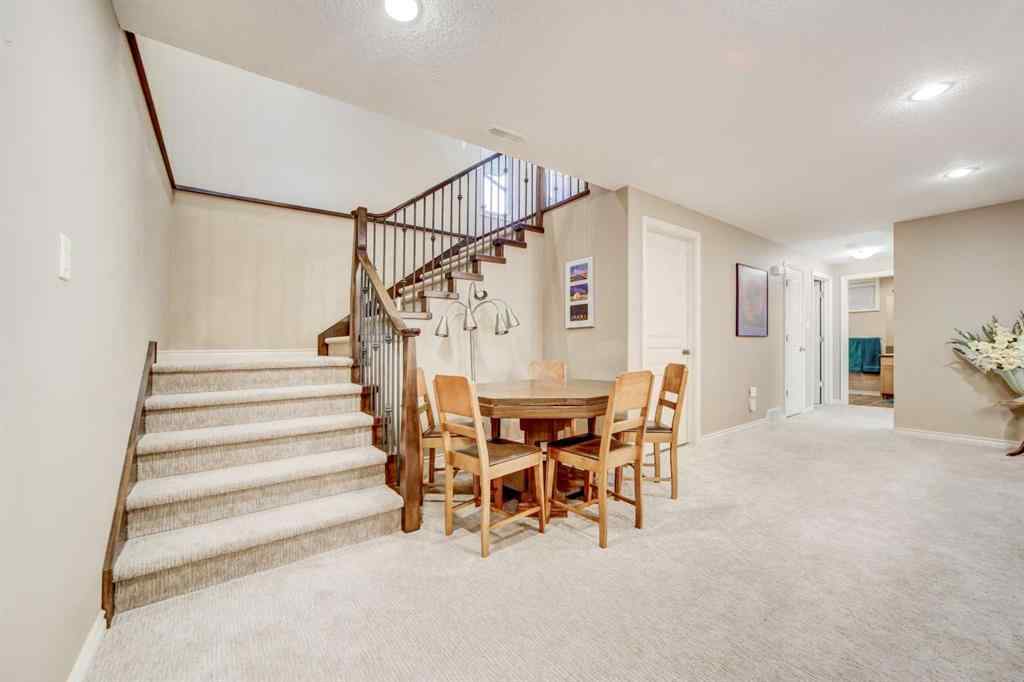 MLS® A2267404 - 2806 35 Avenue S in West Mayor Magrath Dr Lethbridge, Residential