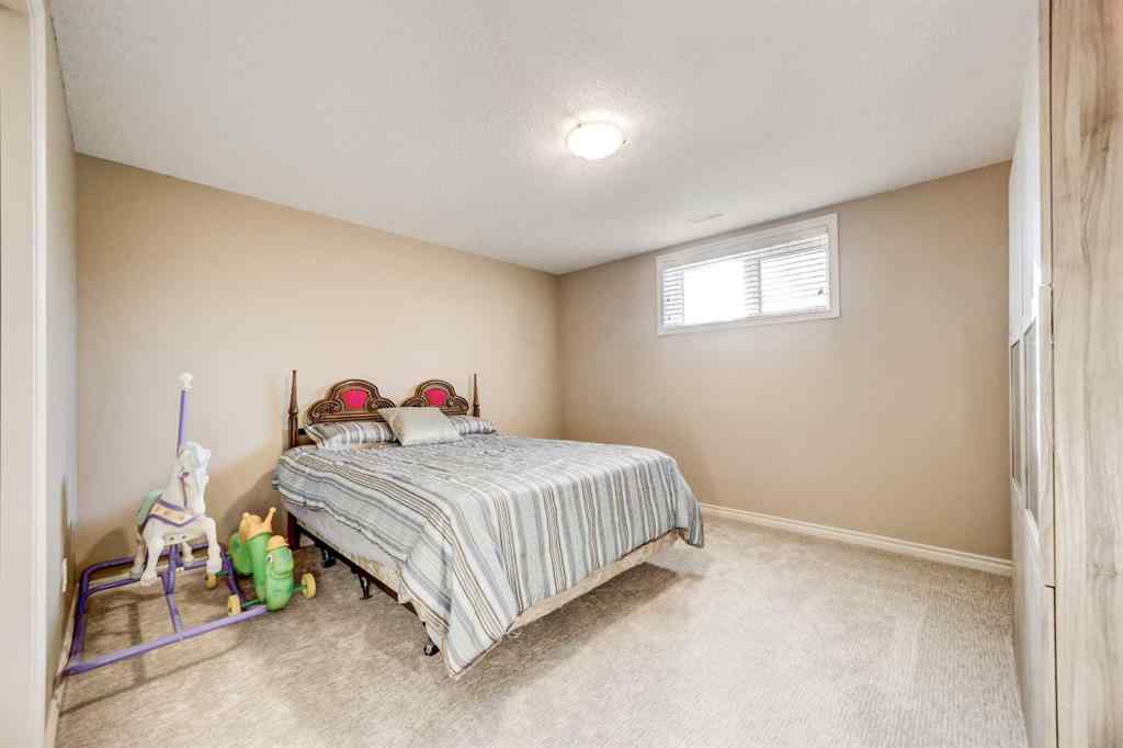 MLS® A2267404 - 2806 35 Avenue S in West Mayor Magrath Dr Lethbridge, Residential