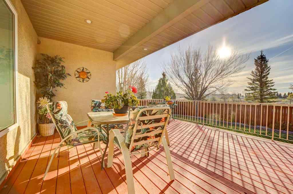 MLS® A2267404 - 2806 35 Avenue S in West Mayor Magrath Dr Lethbridge, Residential