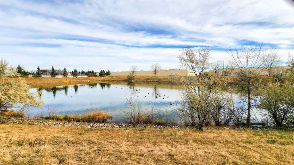 MLS® A2267404 - 2806 35 Avenue S in West Mayor Magrath Dr Lethbridge, Residential