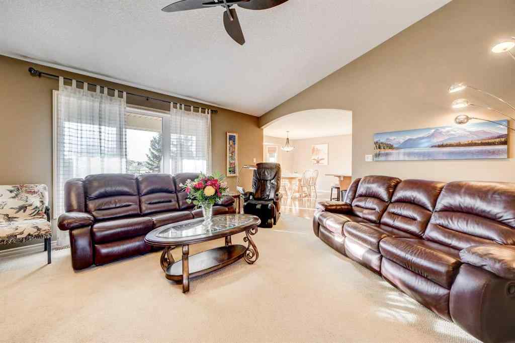 MLS® A2267404 - 2806 35 Avenue S in West Mayor Magrath Dr Lethbridge, Residential