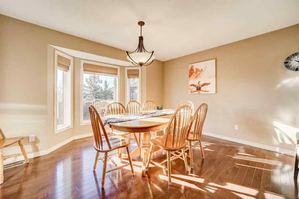 MLS® A2267404 - 2806 35 Avenue S in West Mayor Magrath Dr Lethbridge, Residential