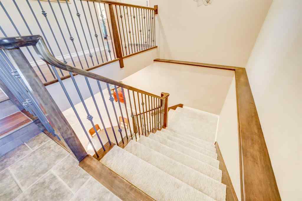 MLS® A2267404 - 2806 35 Avenue S in West Mayor Magrath Dr Lethbridge, Residential