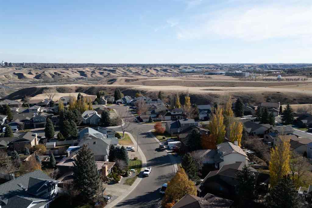 MLS&reg; # A2267407 - 11 Wildwood Crescent W in Ridgewood Lethbridge, Residential Open Houses