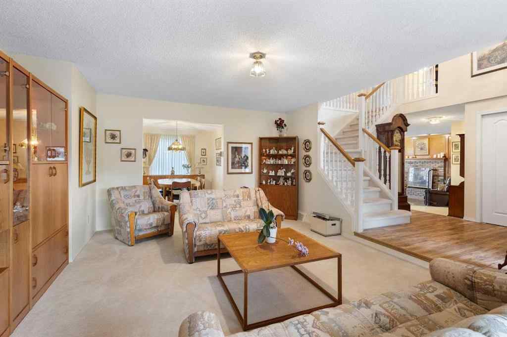 MLS® A2267413 - 224 Douglas Woods Point SE in Douglasdale/Glen Calgary, Residential