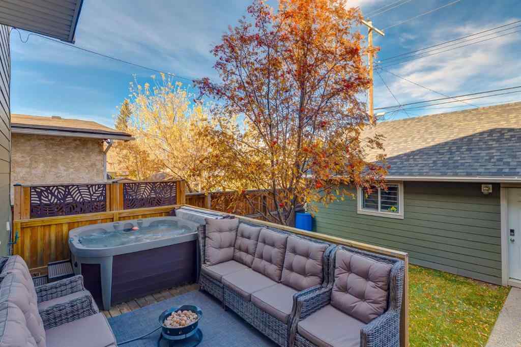 MLS® A2267417 - 6616 Bowness Road NW in Bowness Calgary, Residential