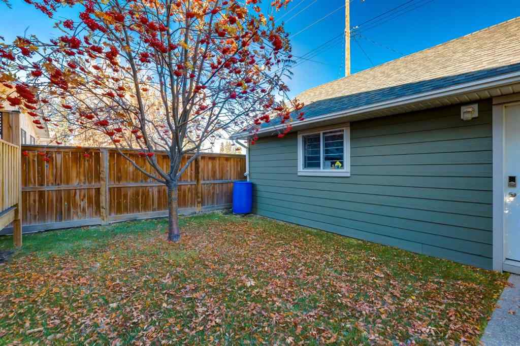 MLS® A2267417 - 6616 Bowness Road NW in Bowness Calgary, Residential