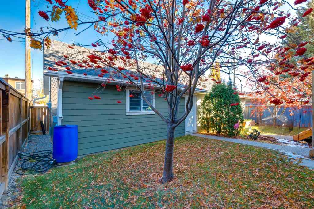 MLS® A2267417 - 6616 Bowness Road NW in Bowness Calgary, Residential