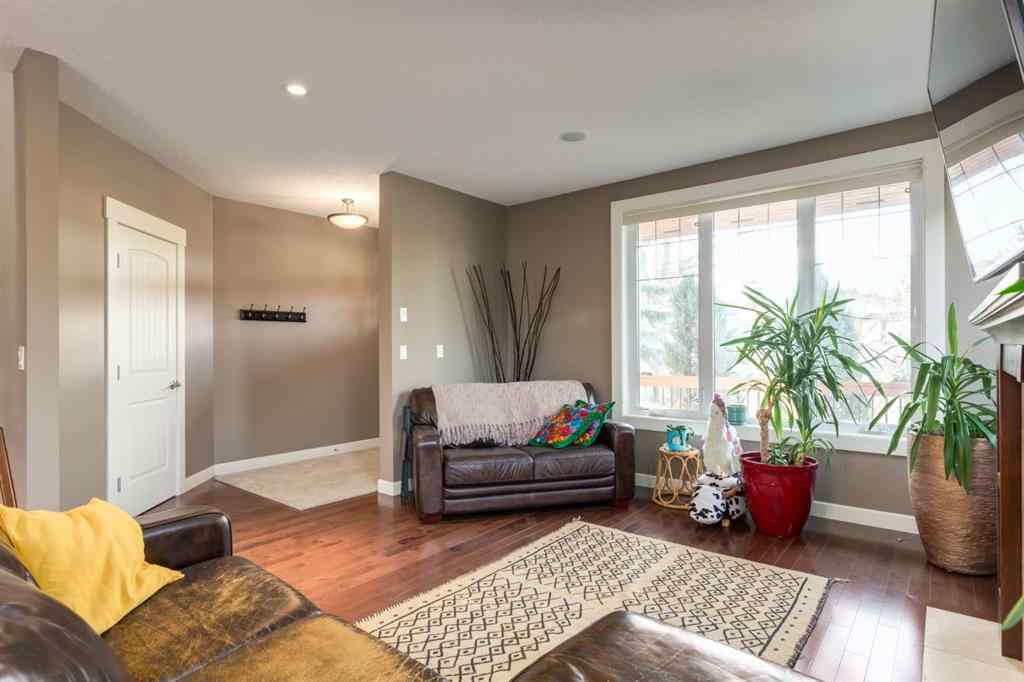 MLS® A2267417 - 6616 Bowness Road NW in Bowness Calgary, Residential