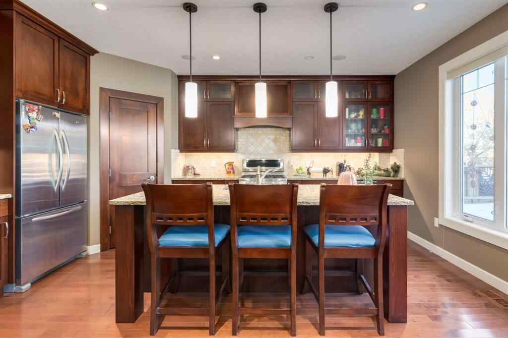 MLS® A2267417 - 6616 Bowness Road NW in Bowness Calgary, Residential