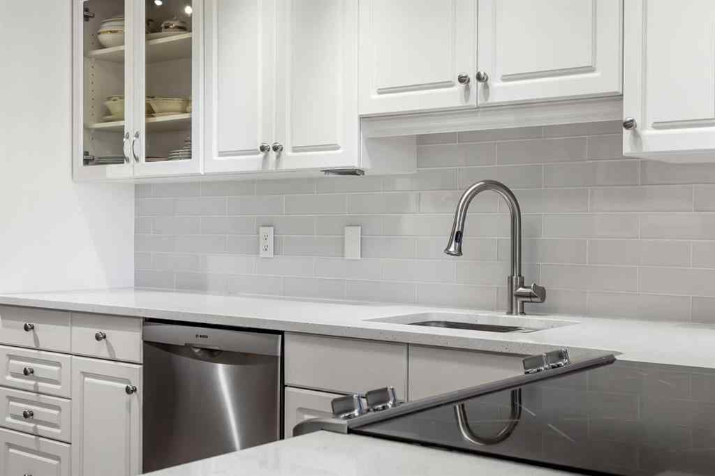 MLS® A2267418 - Unit #404 7239 Sierra Morena Boulevard SW in Signal Hill Calgary, Residential