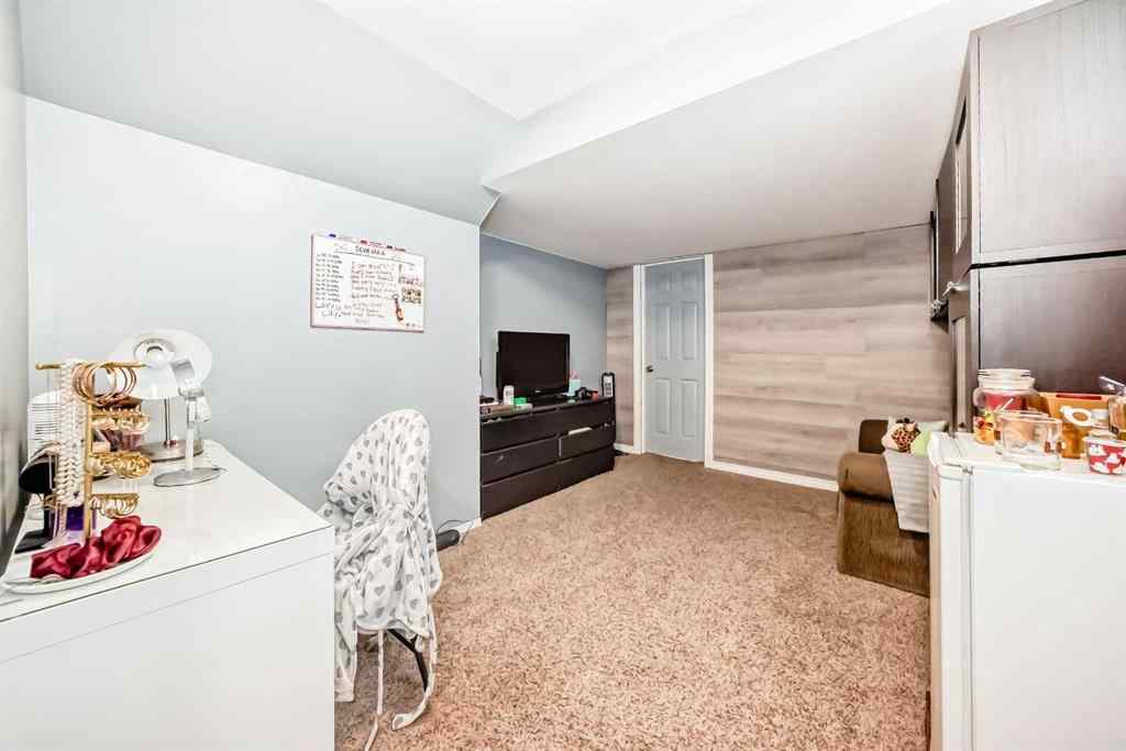 MLS® A2267420 - 127 Covepark Green NE in Coventry Hills Calgary, Residential