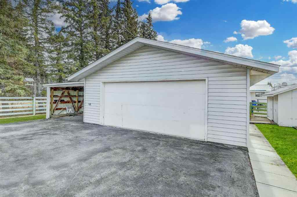 MLS&reg; # A2267423 - 103 11A Street  in NONE Beaverlodge, Residential Open Houses
