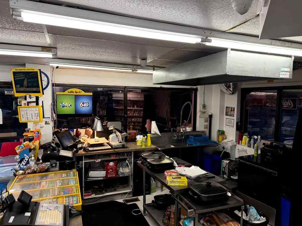 MLS® A2267428 -     in  Calgary, Commercial