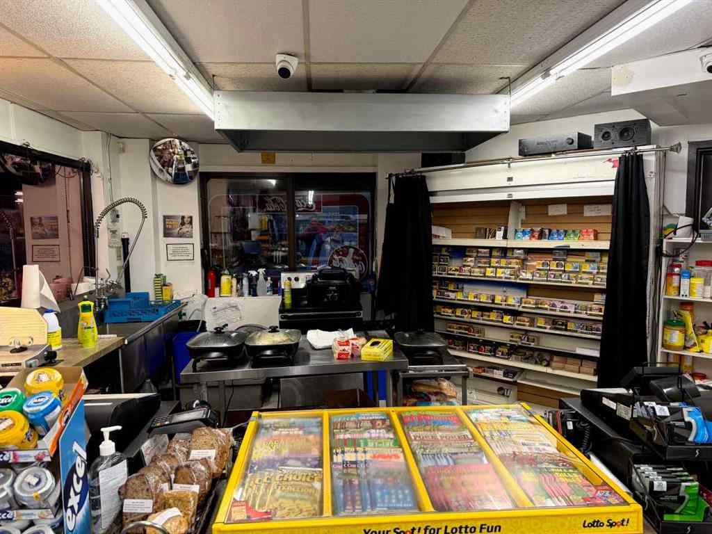 MLS® A2267428 -     in  Calgary, Commercial