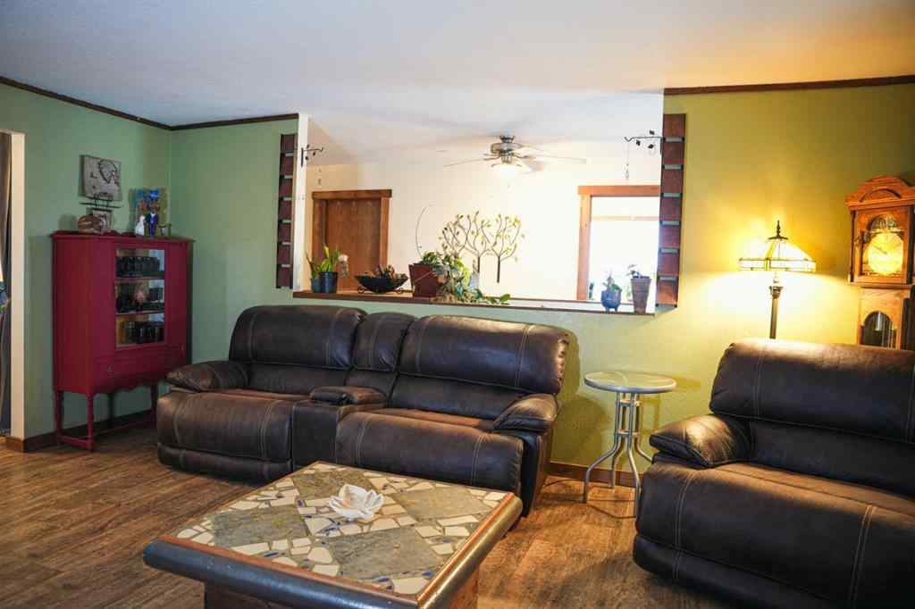 MLS® A2267429 - 4205 47 Street  in NONE Hardisty, Residential