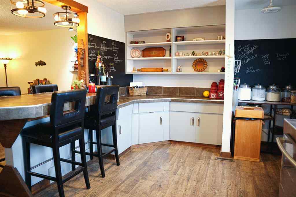 MLS® A2267429 - 4205 47 Street  in NONE Hardisty, Residential