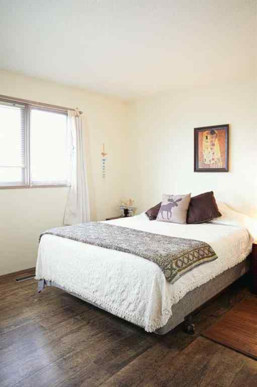 MLS® A2267429 - 4205 47 Street  in NONE Hardisty, Residential