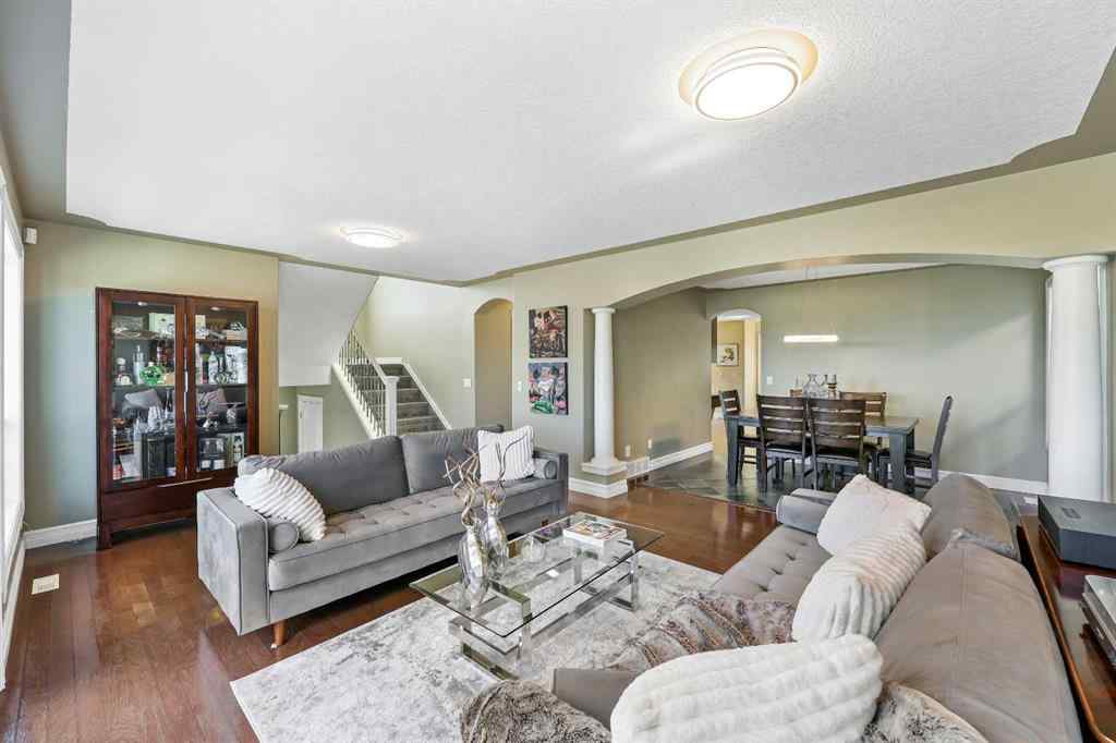 MLS&reg; # A2267432 - 5619 Coach Hill Road SW in Coach Hill Calgary, Residential Open Houses