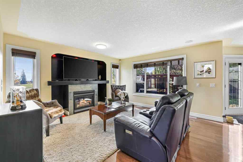 MLS&reg; # A2267432 - 5619 Coach Hill Road SW in Coach Hill Calgary, Residential Open Houses