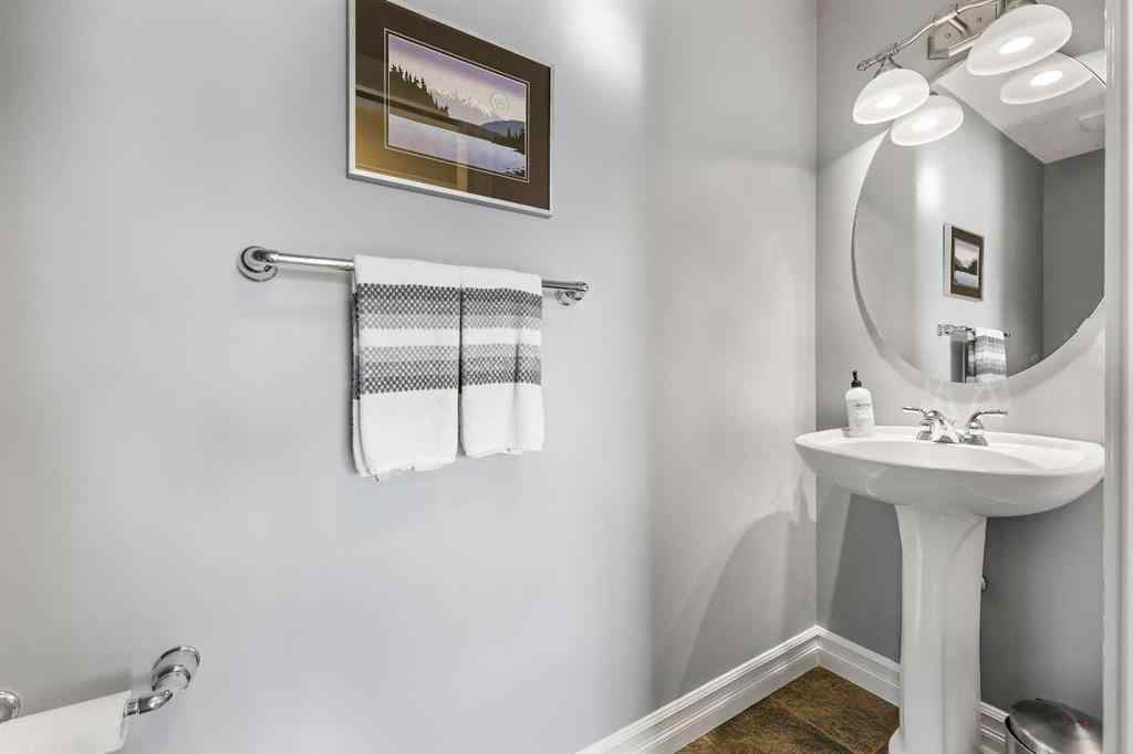 MLS&reg; # A2267432 - 5619 Coach Hill Road SW in Coach Hill Calgary, Residential Open Houses