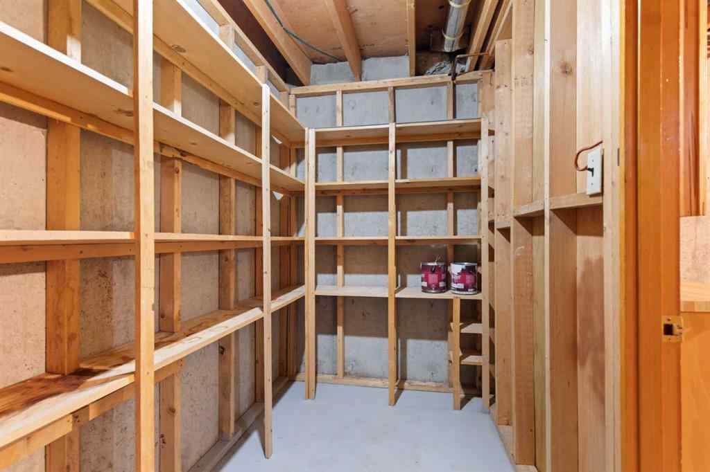 MLS® A2267434 - 1804 17 Street SE in Crestwood-Norwood Medicine Hat, Residential