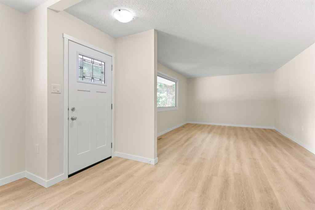 MLS® A2267434 - 1804 17 Street SE in Crestwood-Norwood Medicine Hat, Residential