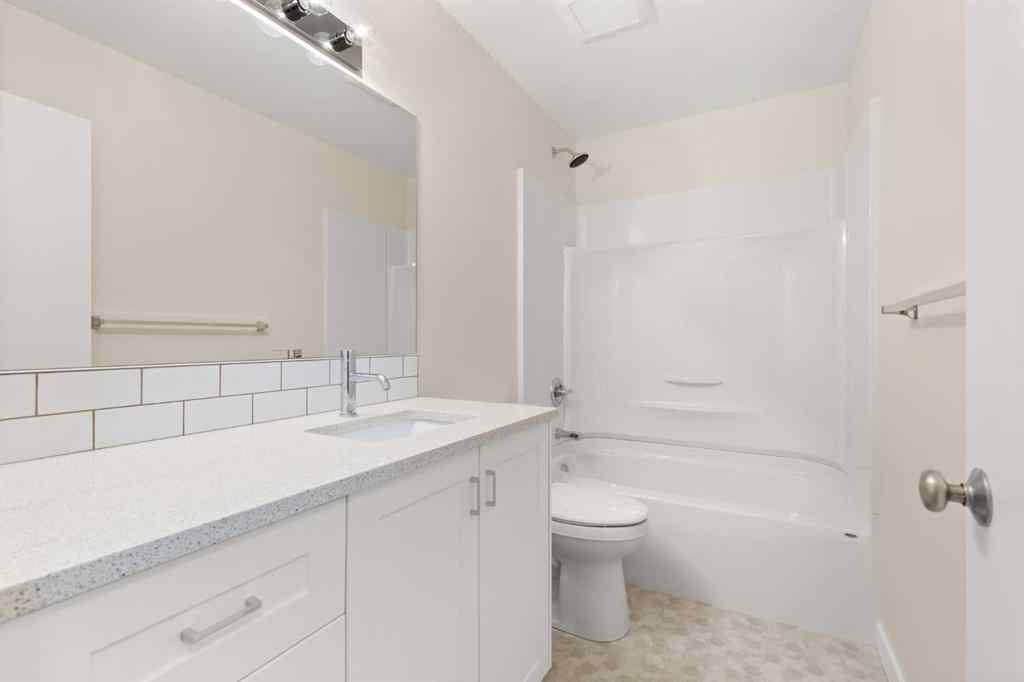 MLS® A2267434 - 1804 17 Street SE in Crestwood-Norwood Medicine Hat, Residential